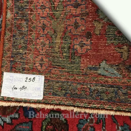 ویژگی‌های فرش 100 درصد پشمی لیلیان